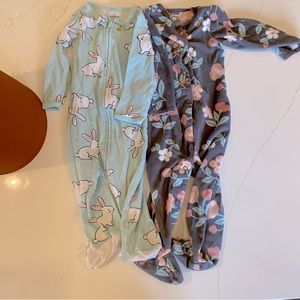 9 month PJs Bunny Flowers Girl. 🌻BUNDLES AND OFFERS ENCOURAGED